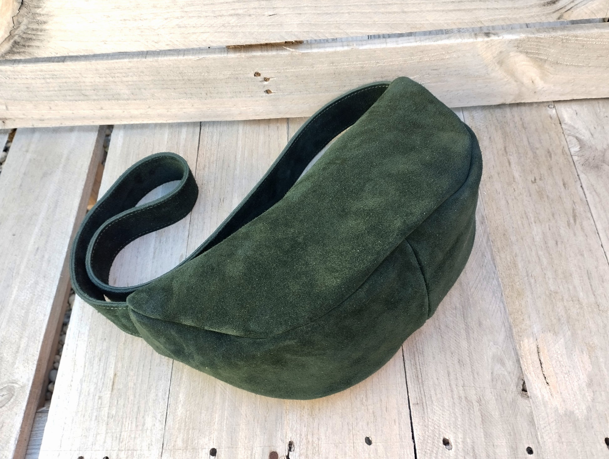 BOLSO DE PIEL ANTE COLOR VERDE OSCURO
