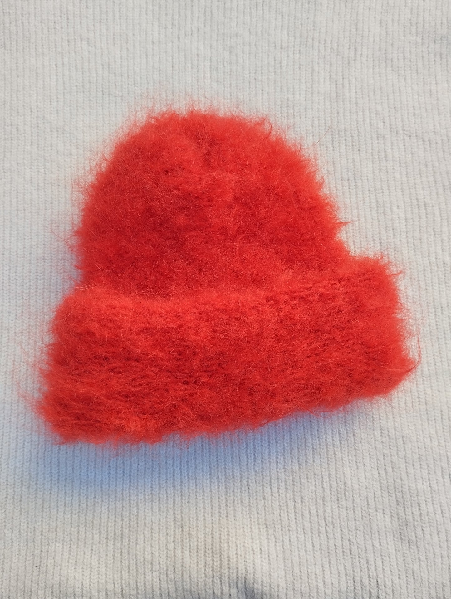 GORRO INVERNAL MOHAIR Y LANA COLOR ROJO