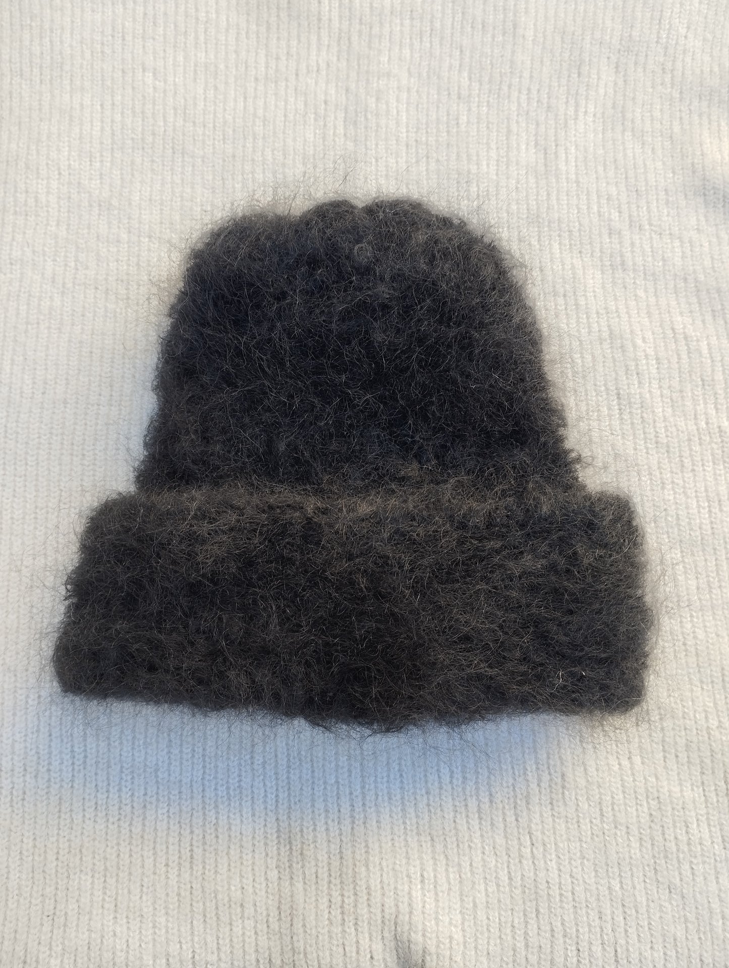 GORRO INVERNAL MOHAIR Y LANA COLOR NEGRO