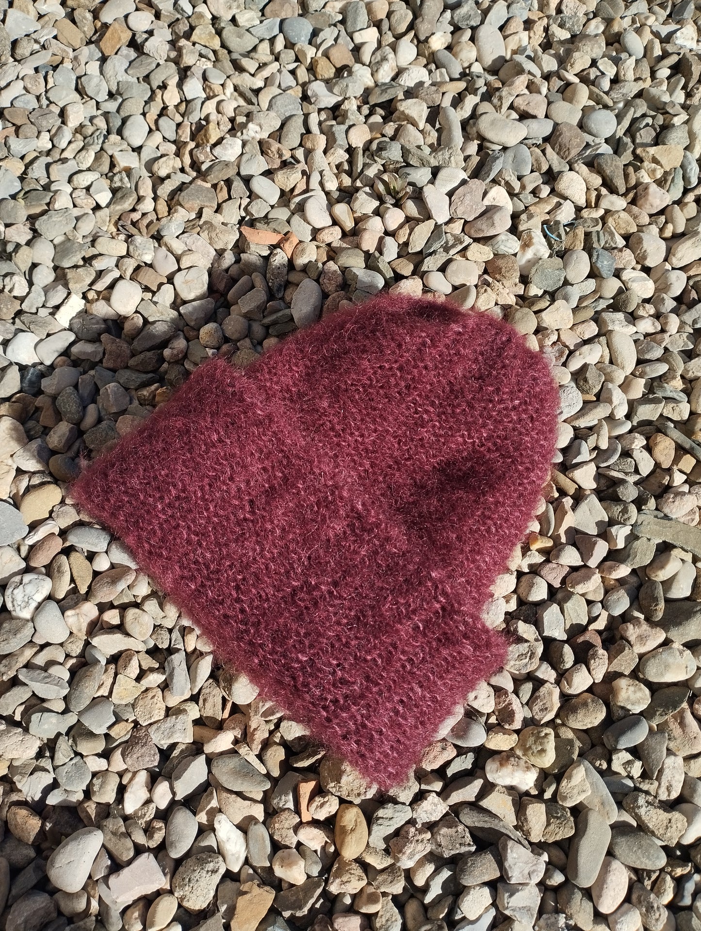 GORRO DE INVIERNO SUPERKID MOHAIR Y SEDA COLOR BURDEOS