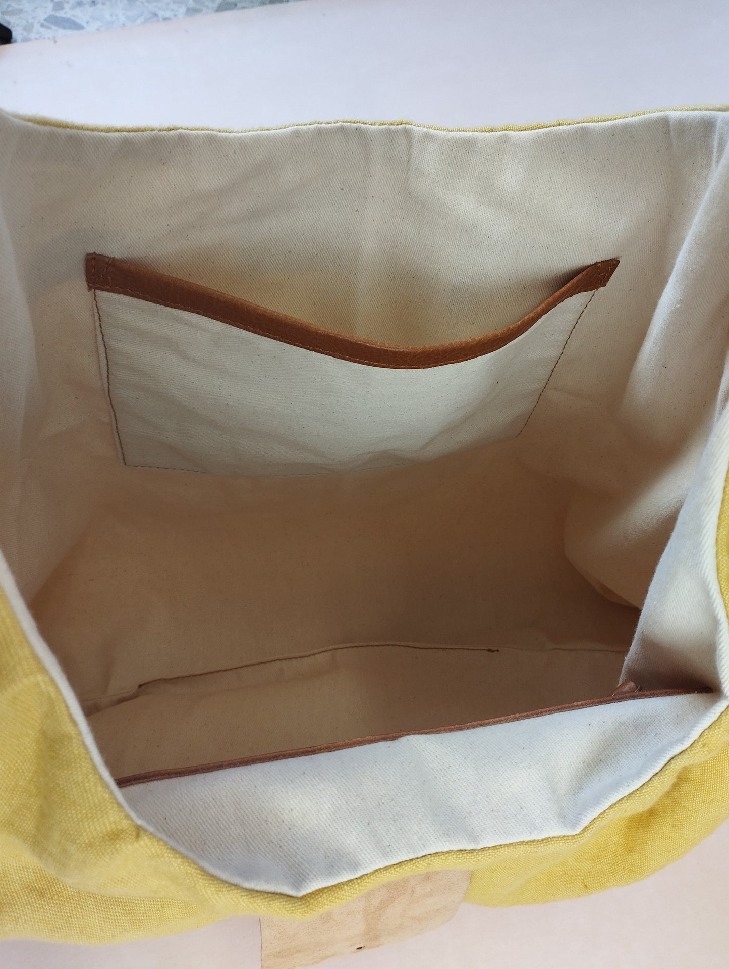 BOLSO SICILIA AMARILLO ASAS COLOR CAMEL