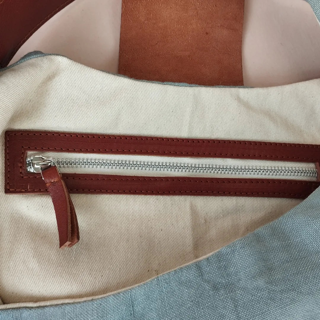 BOLSO SICILIA AZUL ASAS COLOR HIERRO