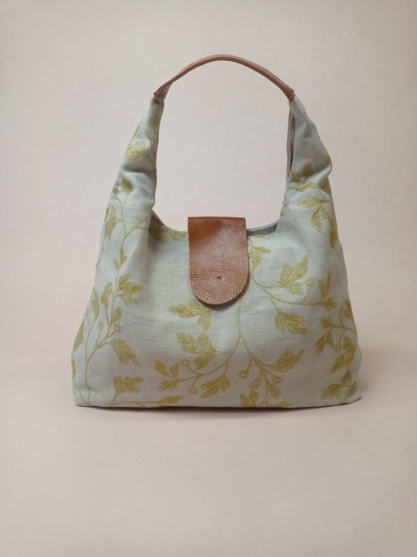 BOLSO SICILIA CRUDO FLORAL AMARILLO ASAS COLOR CAMEL