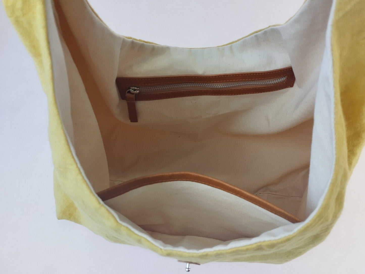 BOLSO SICILIA AMARILLO ASAS COLOR CAMEL