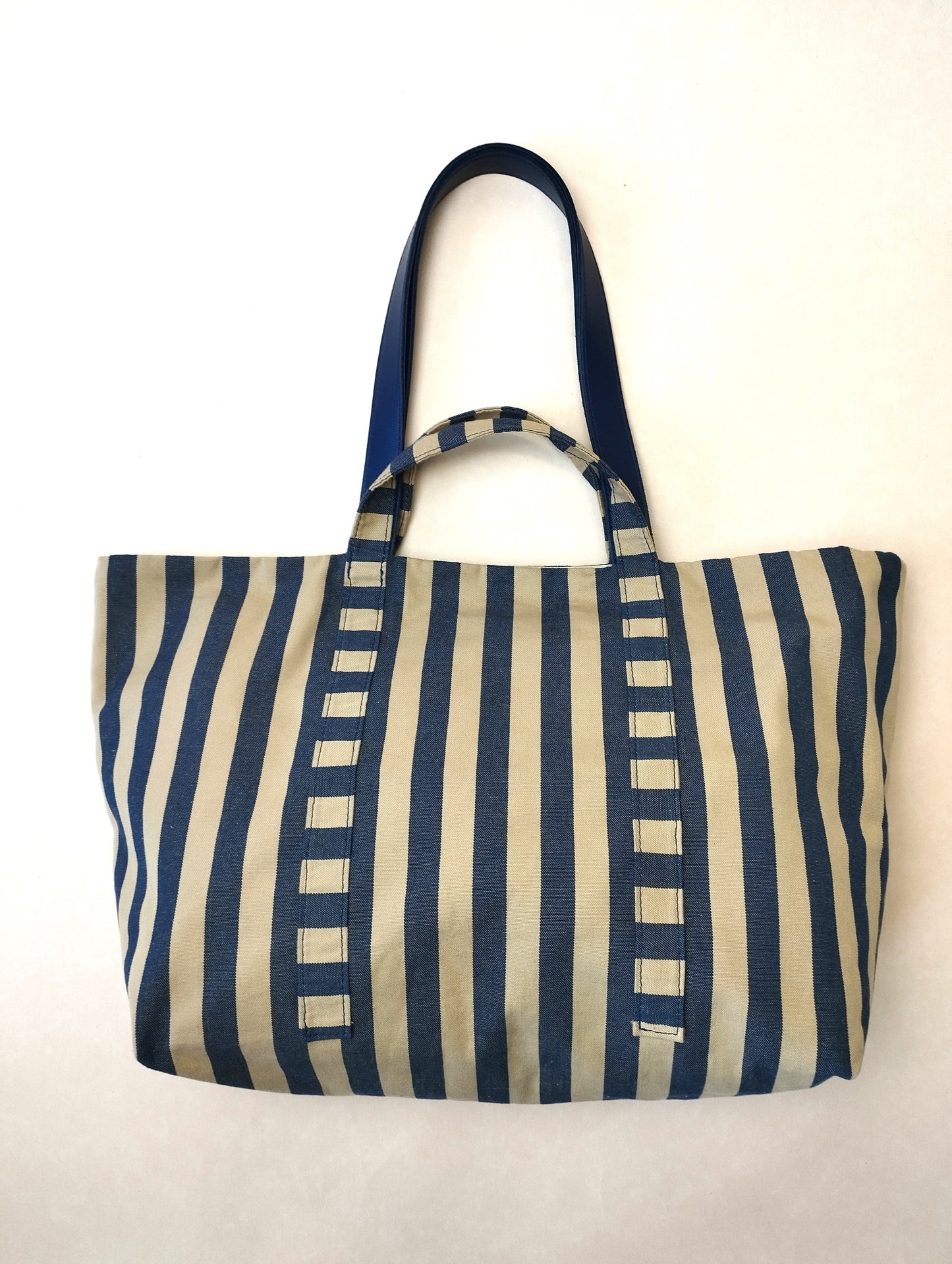 BOLSO SIENA AZUL MARINO Y BEIGE