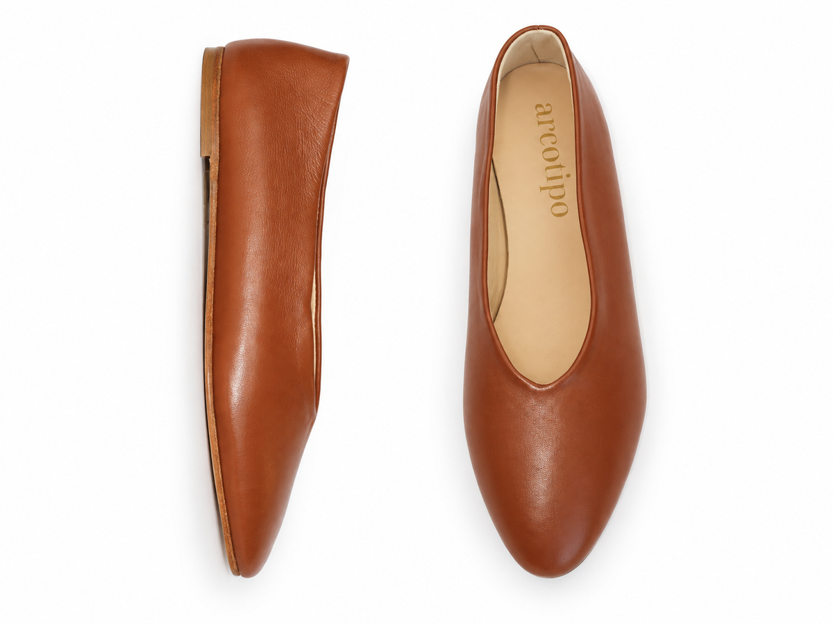 ROUND-TOE BALLET FLATS CAMEL