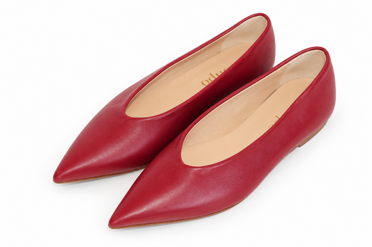 POINT-TOE BALLET FLATS CHERRY RED
