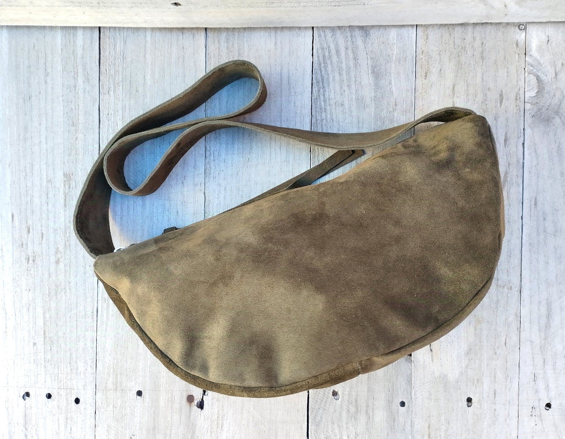 BOLSO DE PIEL ANTE COLOR KHAKY