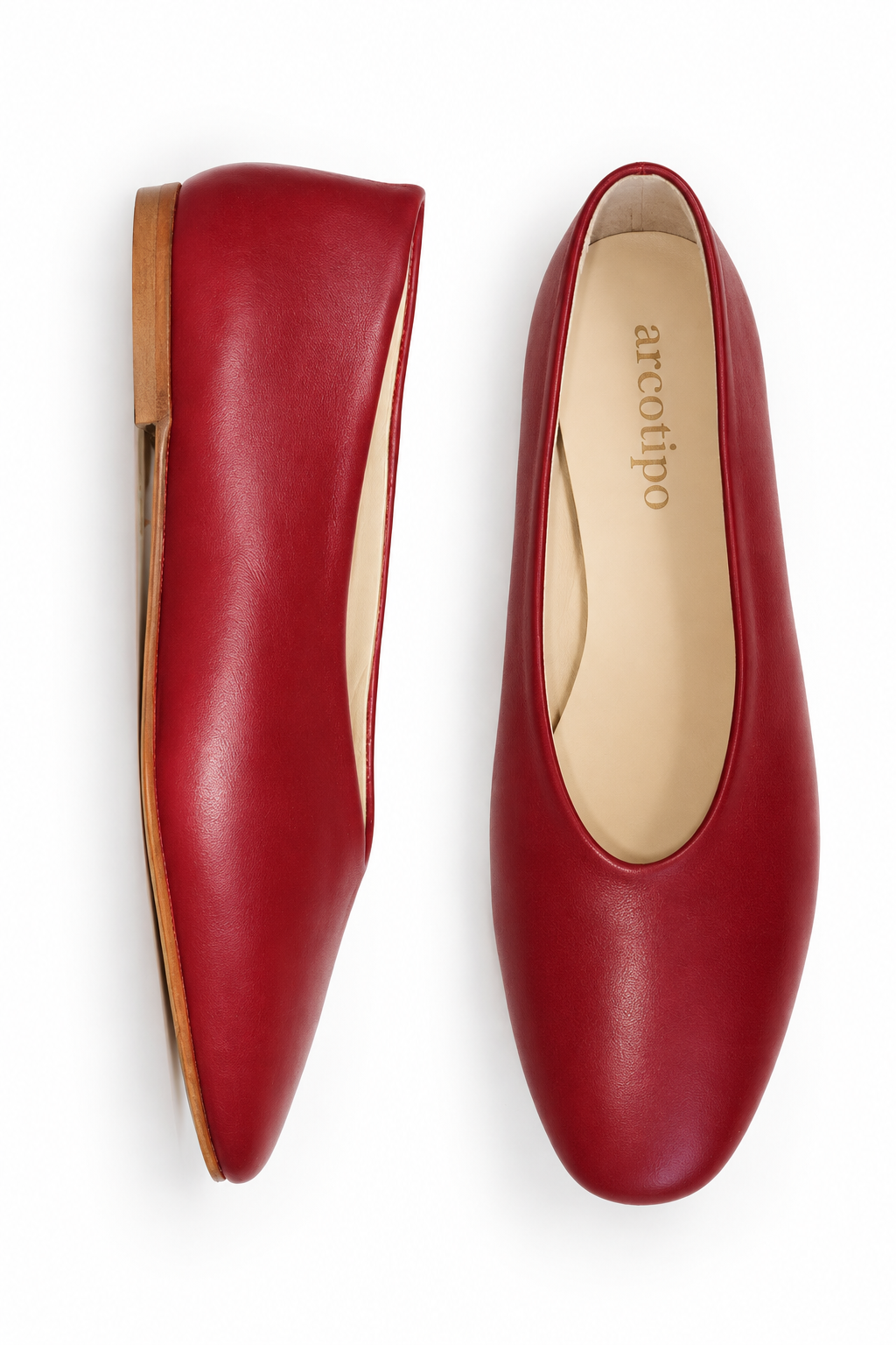 ROUND-TOE BALLET FLATS CHERRY RED