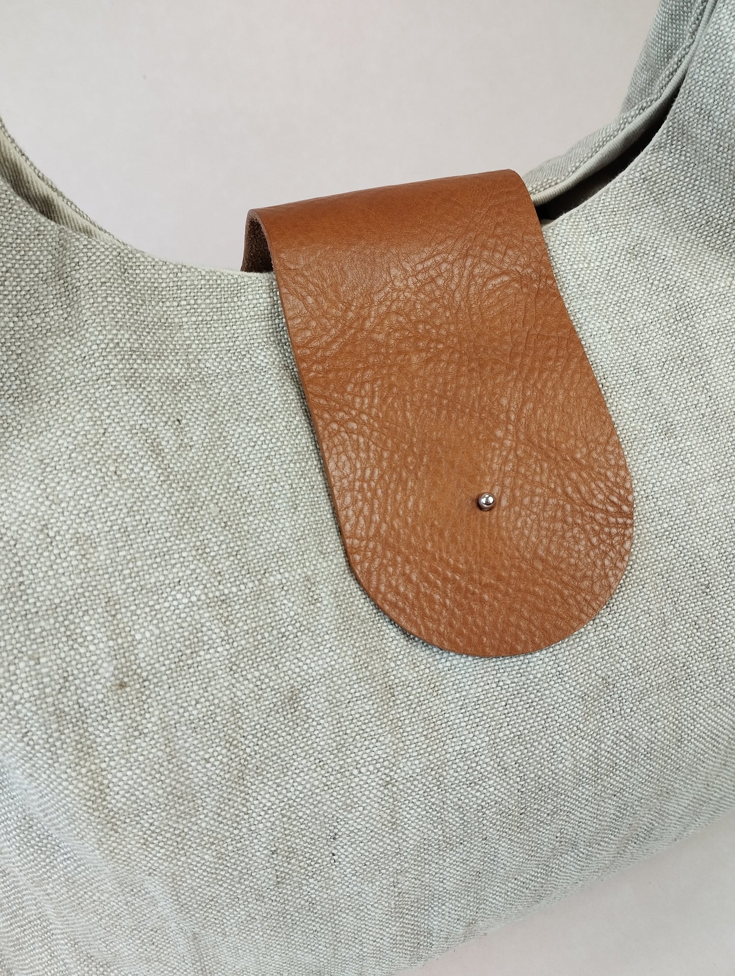 BOLSO SICILIA CRUDO ASAS COLOR CAMEL