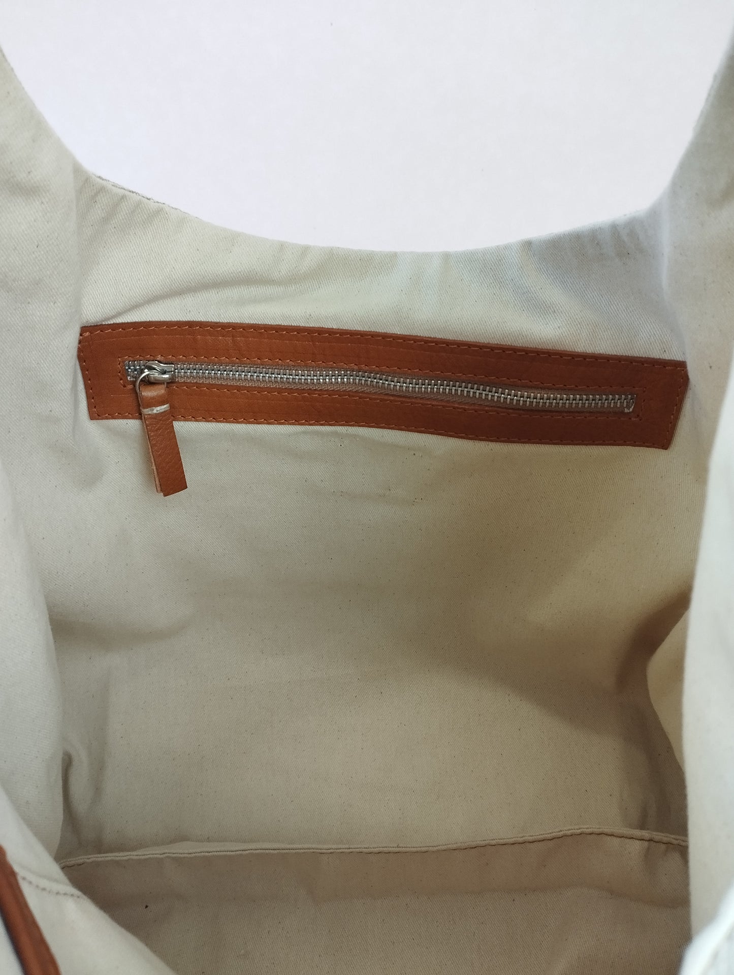 BOLSO SICILIA AZUL ASAS COLOR CAMEL