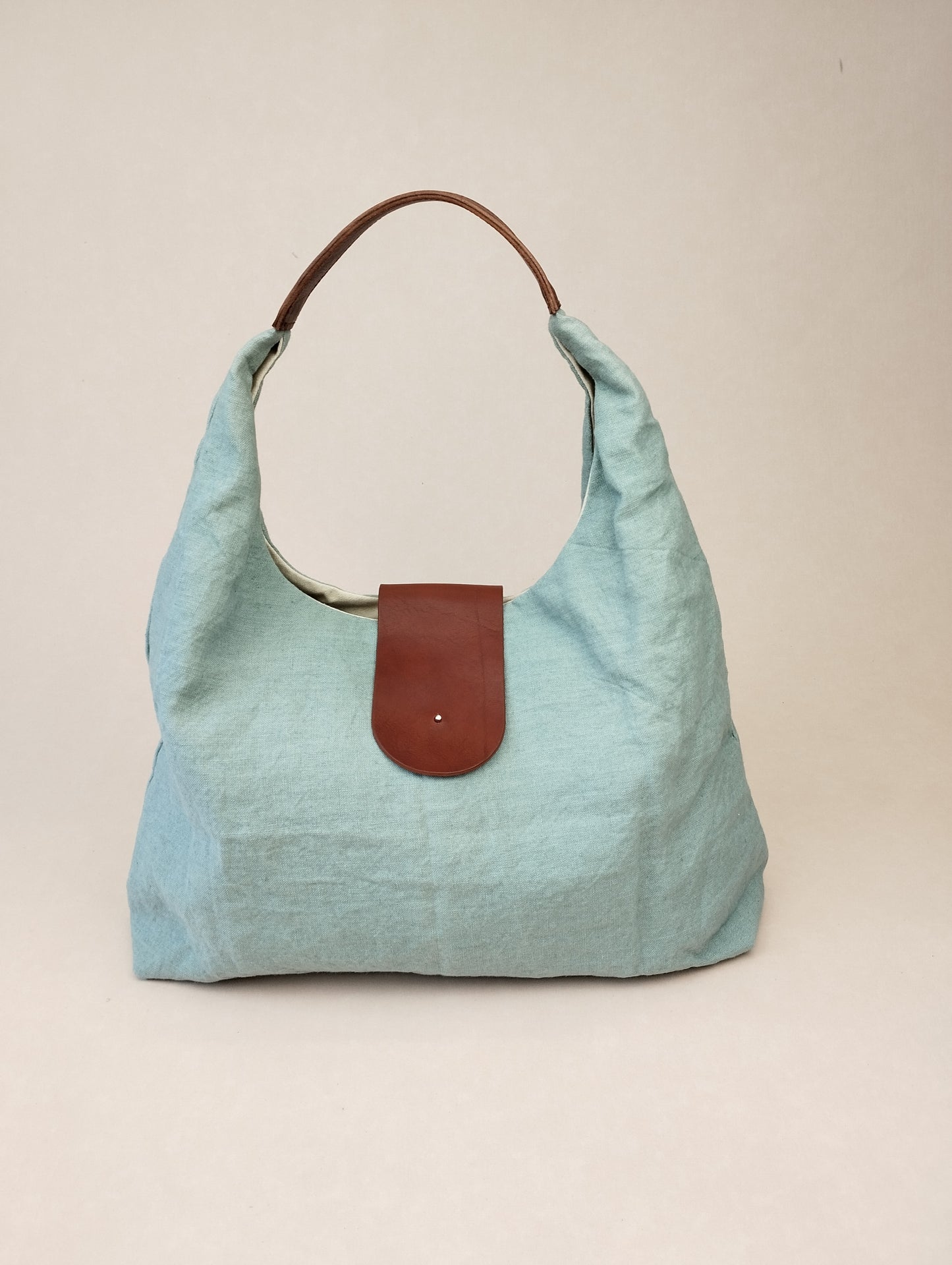 BOLSO SICILIA AZUL ASAS COLOR HIERRO